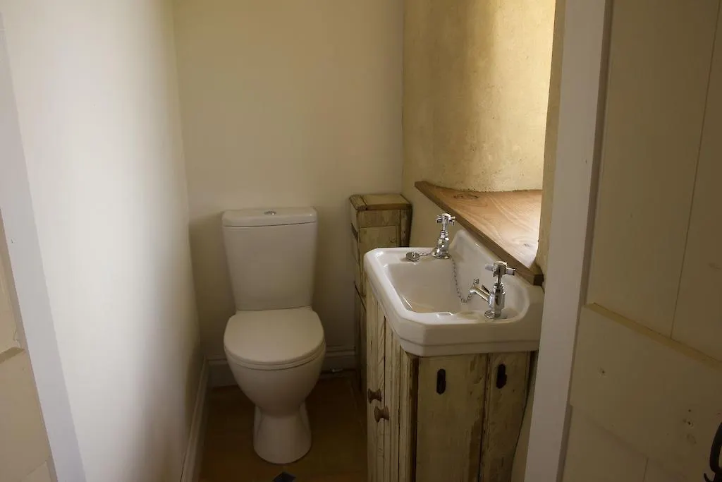 Pathways, Beachwood Cottage Bath